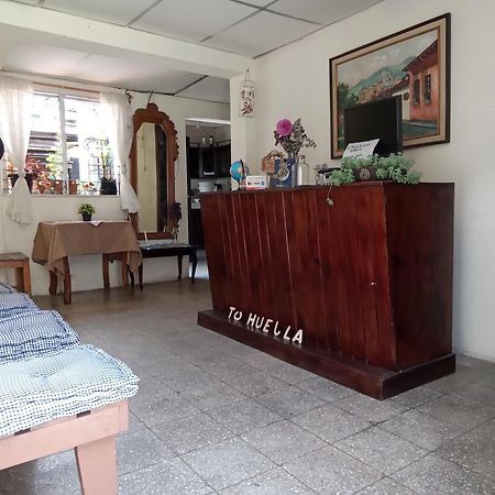 Huellas Hostal Antigua Extérieur photo