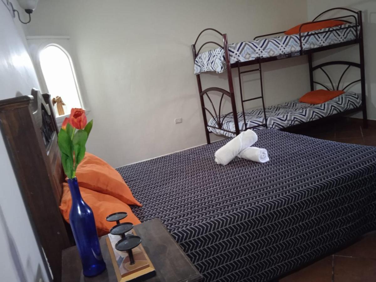 Huellas Hostal Antigua Extérieur photo