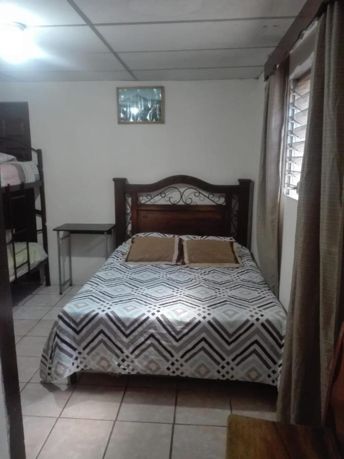 Huellas Hostal Antigua Extérieur photo