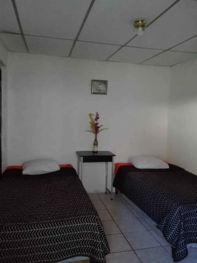 Huellas Hostal Antigua Extérieur photo